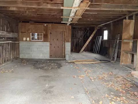76 S Spring St, Douglas, MI 49406 photo 13