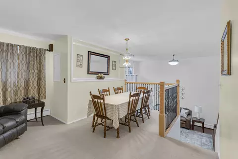 Dining - 337 Hillside Ave, Jackson, MI 49203 photo 1 of 4