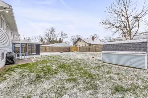 Exterior - 337 Hillside Ave, Jackson, MI 49203 photo 6 of 6
