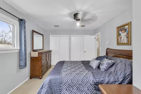 Bedroom - 337 Hillside Ave, Jackson, MI 49203 photo 4 of 7