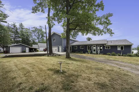 Exterior - 898 E 88th St, Newaygo, MI 49337 photo 1 of 16
