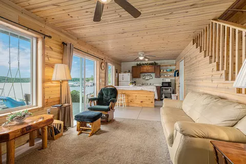 Living - 898 E 88th St, Newaygo, MI 49337 photo 5 of 5