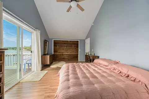 Bedroom - 898 E 88th St, Newaygo, MI 49337 photo 9 of 11
