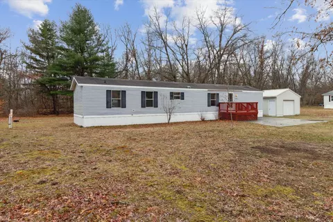 12823 New Millpond Rd, Big Rapids, MI 49307