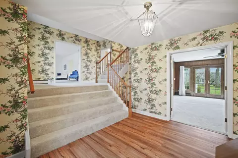 Entry Way - 3411 Stonewall Rd, Jackson, MI 49203 photo 2 of 4
