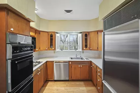 Kitchen - 3411 Stonewall Rd, Jackson, MI 49203 photo 3 of 4