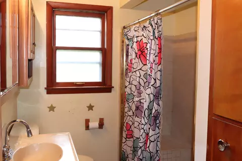 Bath - 22115 Gratiot Rd, Merrill, MI 48637 photo 3 of 3