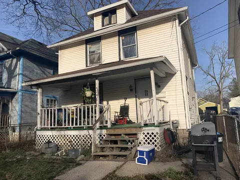 1424 Massachusetts Ave, Lansing, MI 48906