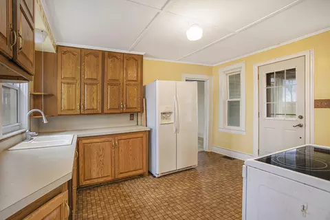Kitchen - 18501 I Dr N, Marshall, MI 49068 photo 1 of 4