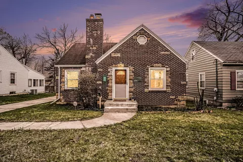 706 Billantau St SE, Grand Rapids, MI 49507