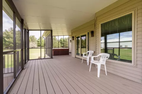 Exterior - 2951 E Ave, Kalamazoo, MI 49004 photo 5 of 21