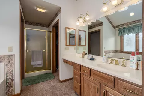 Bath - 2951 E Ave, Kalamazoo, MI 49004 photo 1 of 4