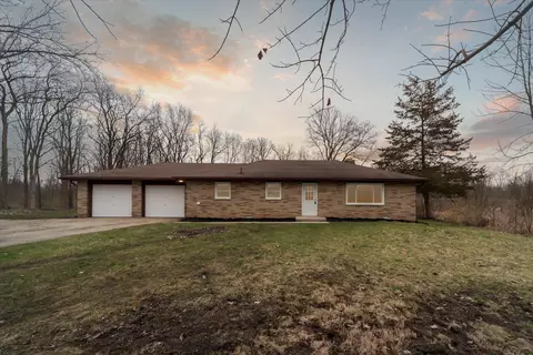 2141 Robinwood Dr, Hastings, MI 49058