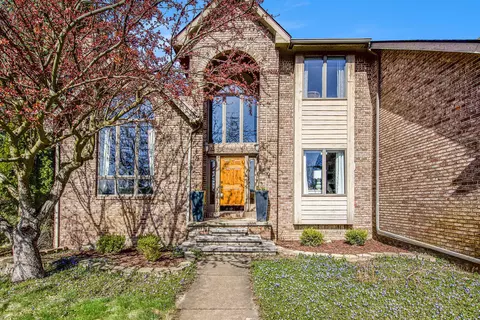 3130 Cottontail Ct, Ann Arbor, MI 48103