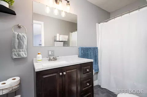 Bath - 503 W Ellis St, Belding, MI 48809 photo 1 of 3