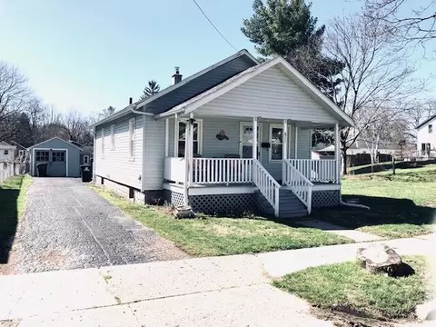 811 James R St, Jackson, MI 49202