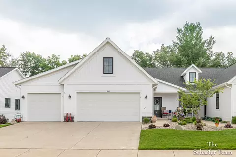 962 Harper Woods Dr SW, Byron Center, MI 49315