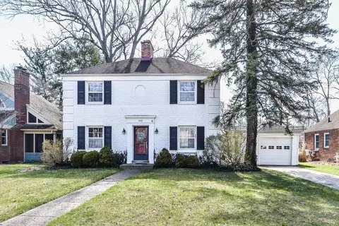 1412 Iroquois Pl, Ann Arbor, MI 48104