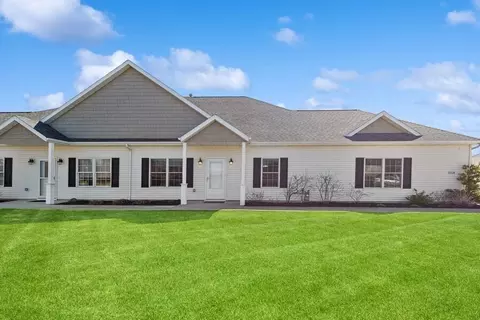 1714 Peachtree Path, Stevensville, MI 49127