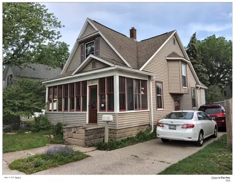 43 W 18th St, Holland, MI 49423