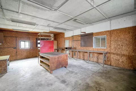 Kitchen - 8529 Welch Rd, Tecumseh, MI 49286 photo 6 of 6