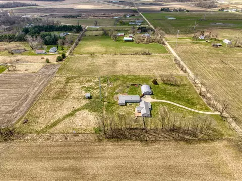 View/Area - 8529 Welch Rd, Tecumseh, MI 49286 photo 6 of 11
