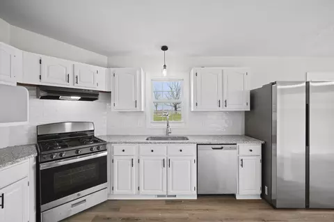 Kitchen - 8529 Welch Rd, Tecumseh, MI 49286 photo 2 of 6