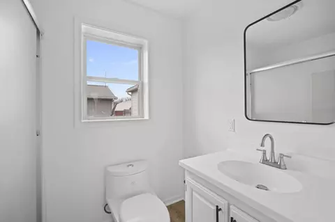 Bath - 8529 Welch Rd, Tecumseh, MI 49286 photo 4 of 5