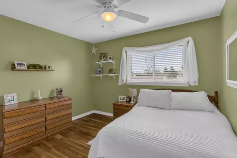 Bedroom - 2461 Smiley Way, Jackson, MI 49203 photo 4 of 7