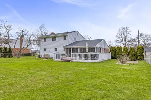 Exterior - 2461 Smiley Way, Jackson, MI 49203 photo 10 of 12