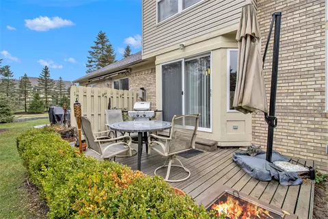 25403 Willowbrook Ct, Flat Rock, MI 48134 photo 21