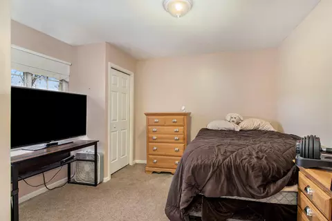 25403 Willowbrook Ct, Flat Rock, MI 48134 photo 13