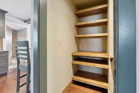 Entry Way - 7500 3rd St, Dexter, MI 48130 photo 5 of 5