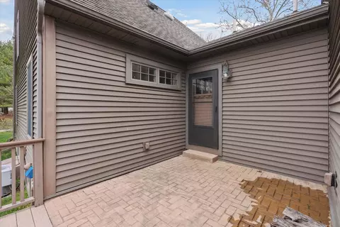 Exterior - 7500 3rd St, Dexter, MI 48130 photo 5 of 13