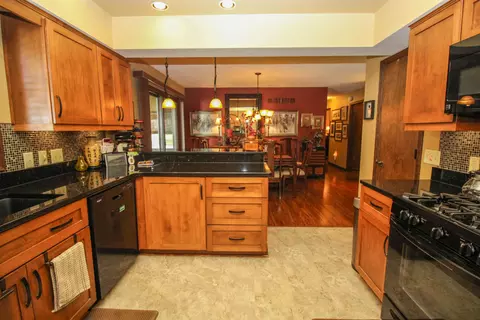110 E Adams St, Three Rivers, MI 49093 photo 13