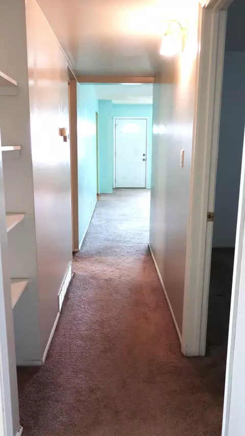 Entry Way - 4511 Niagara St, Wayne, MI 48184 photo 1 of 1