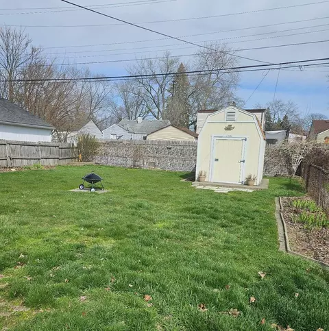 Exterior - 4511 Niagara St, Wayne, MI 48184 photo 3 of 17