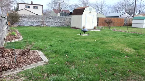 Exterior - 4511 Niagara St, Wayne, MI 48184 photo 11 of 17