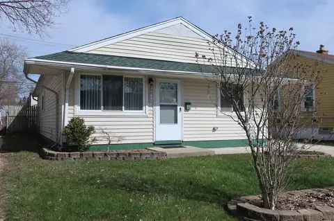 Exterior - 4511 Niagara St, Wayne, MI 48184 photo 5 of 17