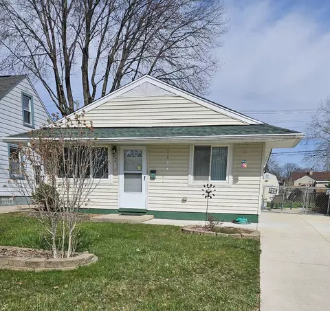Exterior - 4511 Niagara St, Wayne, MI 48184 photo 16 of 17