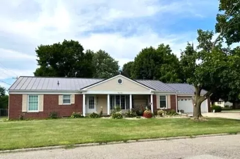 1010 Ivanhoe St, Sturgis, MI 49091