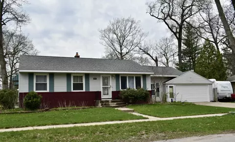 4707 Carrick Ave SE, Kentwood, MI 49508