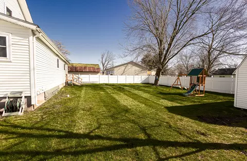 Exterior - 308 Buchanan St, Bronson, MI 49028 photo 10 of 14