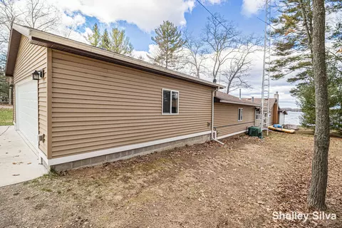 2268 Wolf Lake Dr, Baldwin, MI 49304 photo 19