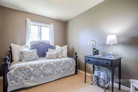 Bedroom - 6775 Buehler Rd, Freeport, MI 49325 photo 2 of 4