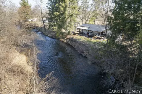 2543 River Dr, Hersey, MI 49639