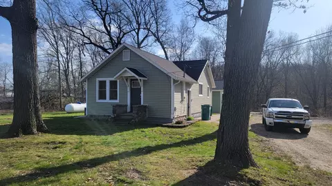 63567 Shimmel Rd, Centreville, MI 49032