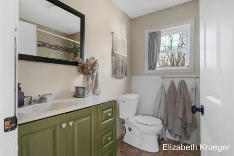 1250 106th Ave, Plainwell, MI 49080 photo 17