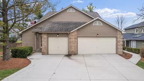 455-457 Village Oaks Ct, Ann Arbor, MI 48103