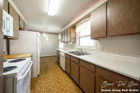 Kitchen - 365 N Musson Rd, Stanton, MI 48888 photo 7 of 7